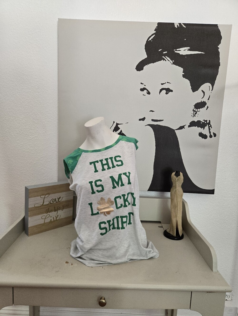 NWT Fifth Sun Womens "This Is My Lucky Shirt" Green & Heather Gray Tee Size L